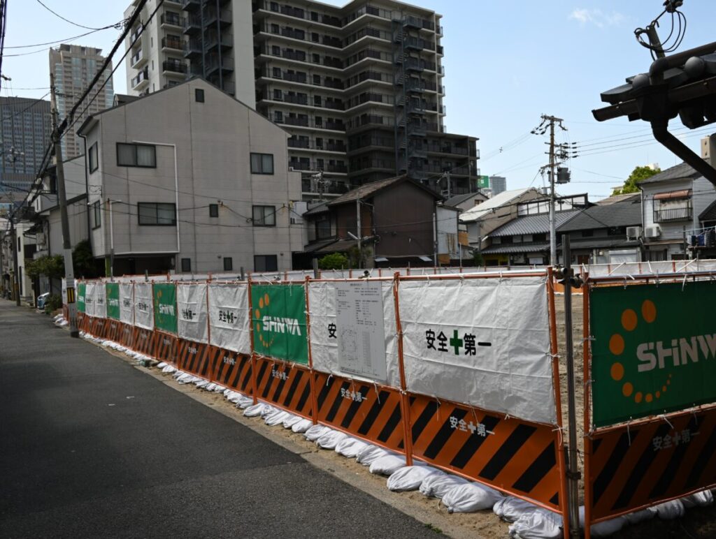 中津３のマンション工事現場