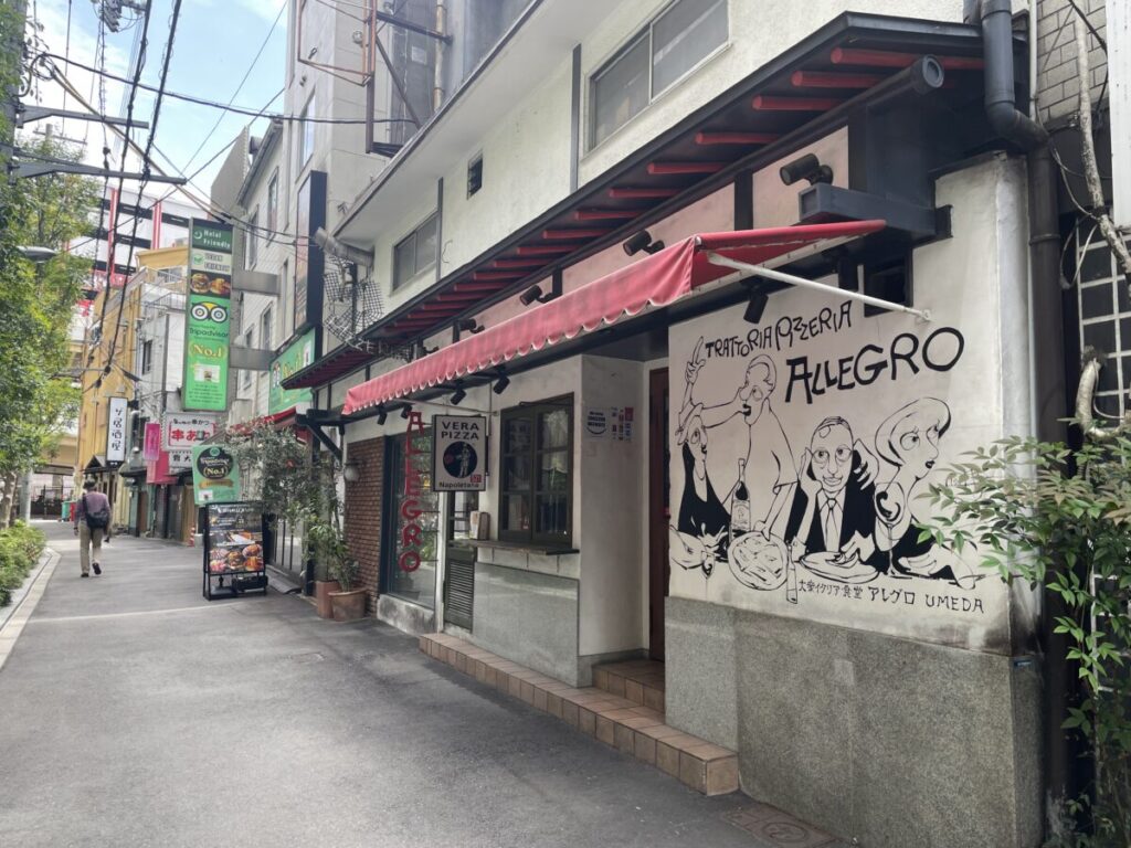 曽根崎二丁目の路地の様子